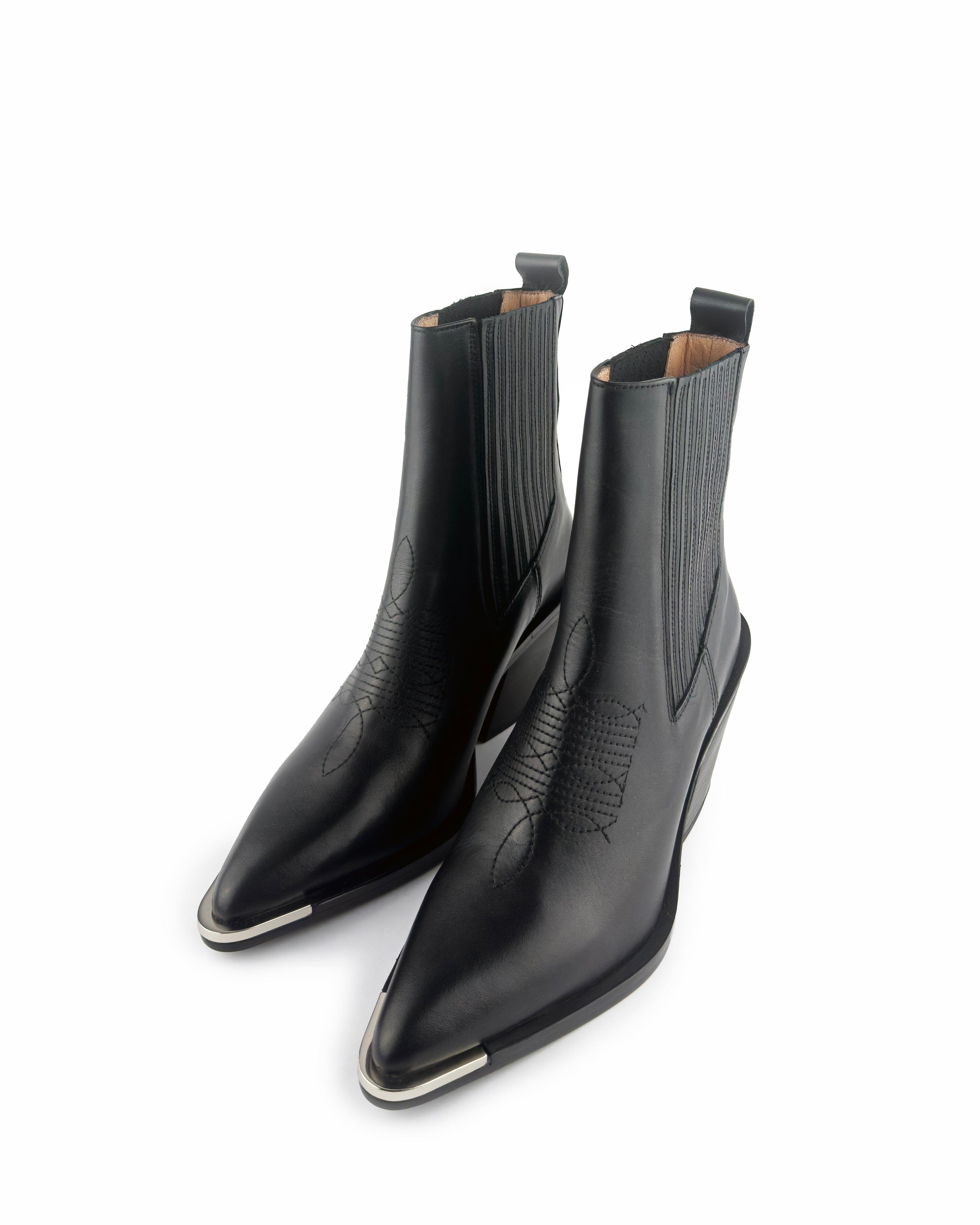 Nella Black Ankle Boots - ASADLIE