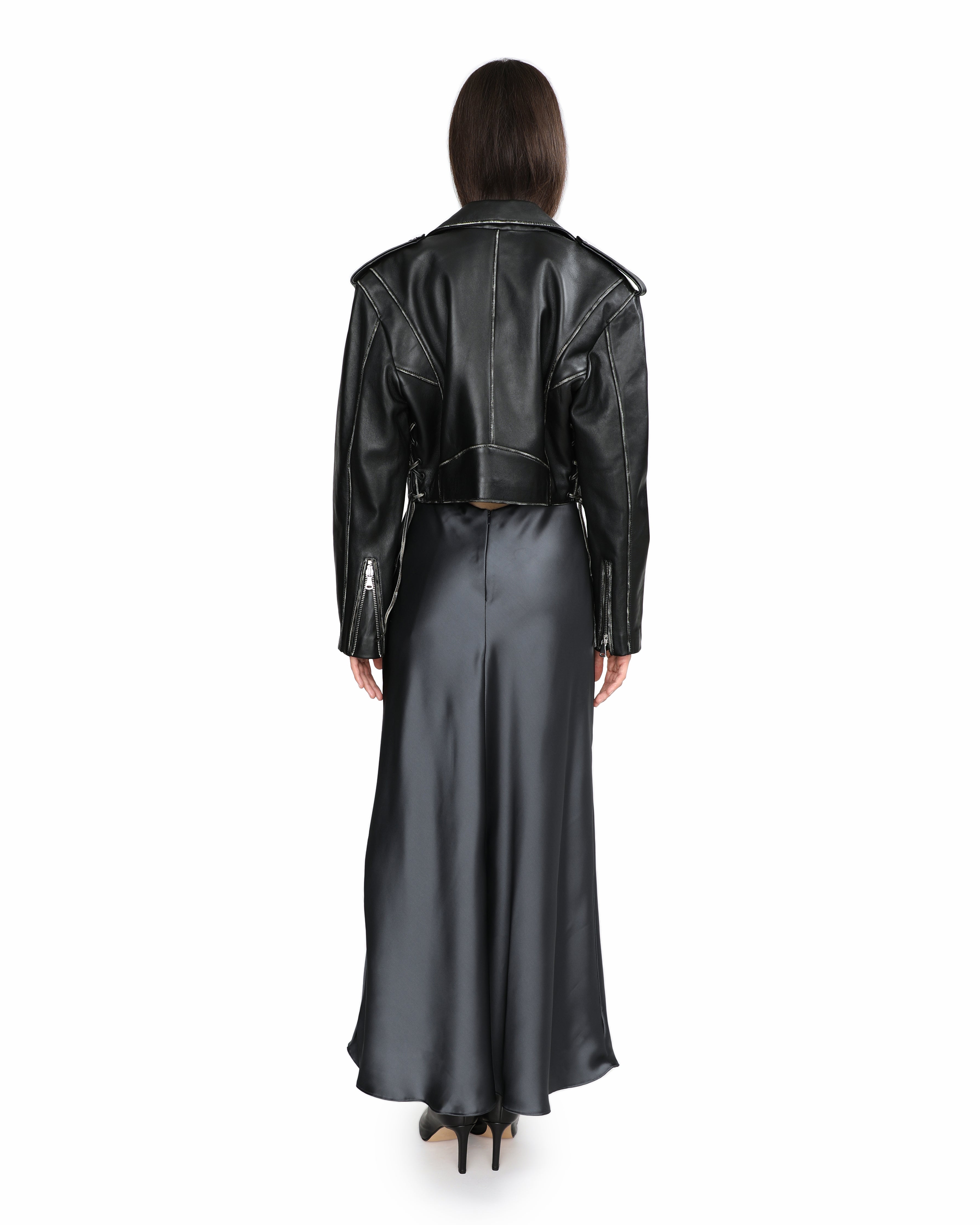 Amanda short black leather jacket with zipper and pockets back full photo